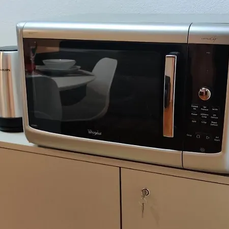 Nxt Station Deluxe Апартаменты Бергамо