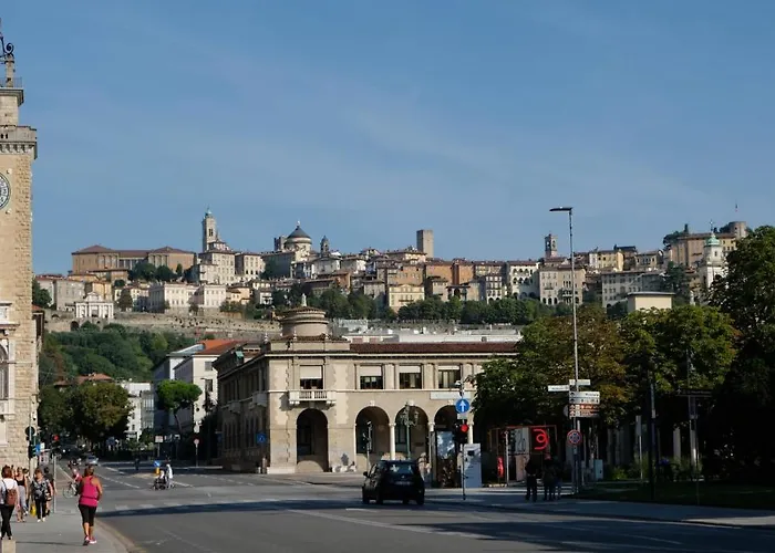 Nxt Station Deluxe Апартаменти